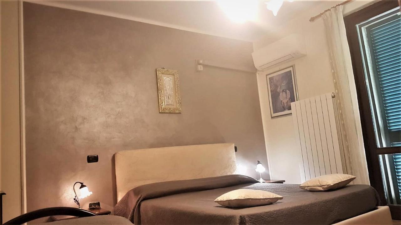 Bed and Breakfast Elisa House Фолиньо Экстерьер фото