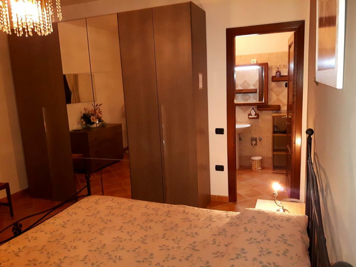 Bed and Breakfast Elisa House Фолиньо Экстерьер фото